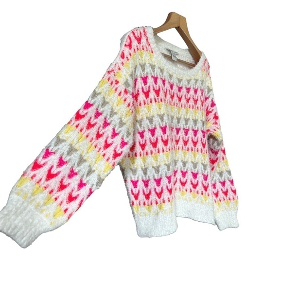 American Rag Cie Bright Pink & Yellow Patterned Fuzzy Soft Sweater, Size Large - Picture 5 of 10